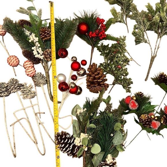 Lot of 20 Artificial Pine Cone Branches Holly Berries Ornaments Christmas Decor - Picture 4 of 11